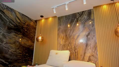 ella harper online show from 01-22-25, 05:16