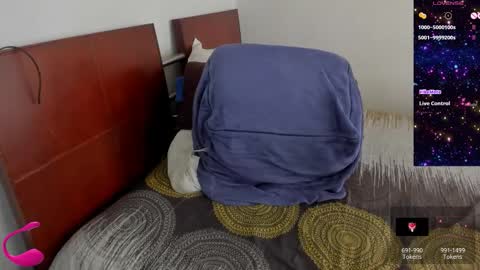 Ella and Harry online show from 02-13-26, 05:20