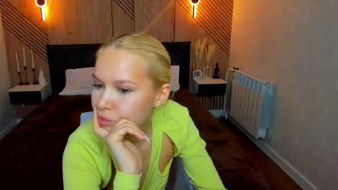 Ella online show from 03-11-26, 09:37