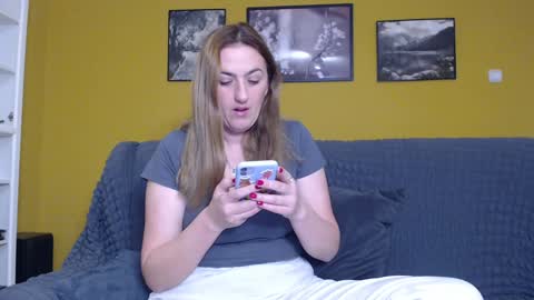 Ella  Max online show from 02-08-25, 06:22