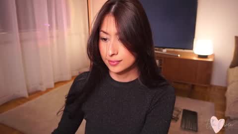 ELLA OWEN online show from 02-18-25, 09:09