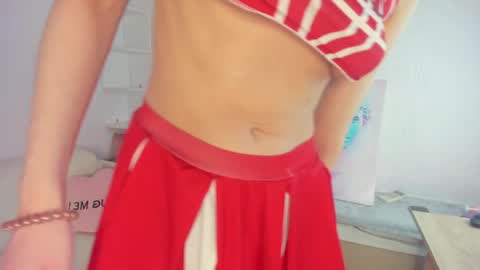 Ella online show from 04-27-26, 01:25