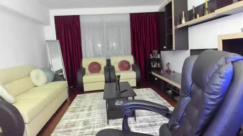 Ella online show from 02-14-26, 11:45