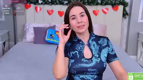 Ella online show from 02-26-25, 04:14