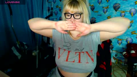  IsaBella  online show from 03-04-26, 11:33