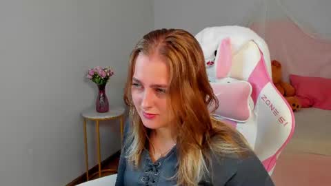 EllaBells online show from 07-27-26, 05:03