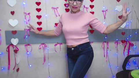 EllaBonito online show from 02-02-25, 03:39