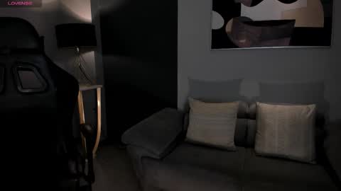 Snapshot of ellaclark chatting on 10-11-25, 06:39 EllaClark online show from 10-11-25, 06:39