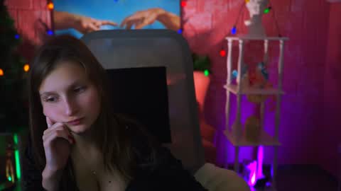 Ella online show from 01-03-25, 02:51