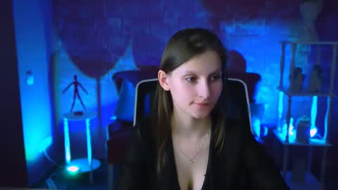 Ella online show from 02-21-25, 12:28