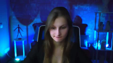 Ella online show from 02-21-25, 03:43