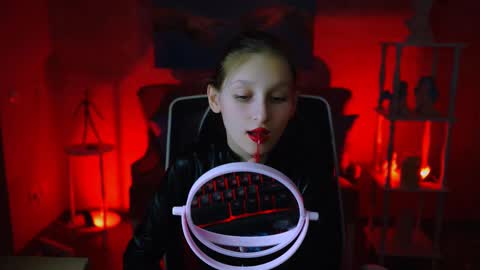 Ella online show from 02-23-25, 05:56