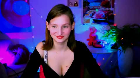 Ella online show from 04-30-26, 01:50