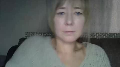 ellajohnsonx online show from 10-11-25, 09:52