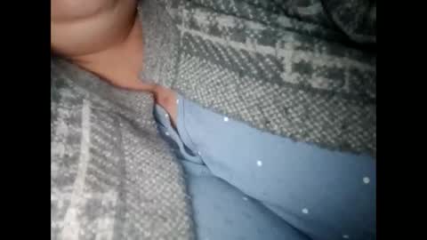 Snapshot of ellajossie chatting on 10-22-25, 04:46 Ella online show from 10-22-25, 04:46