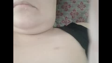 Snapshot of ellajossie chatting on 11-01-25, 12:18 Ella online show from 11-01-25, 12:18