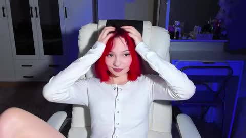 ellales online show from 12-05-25, 08:23