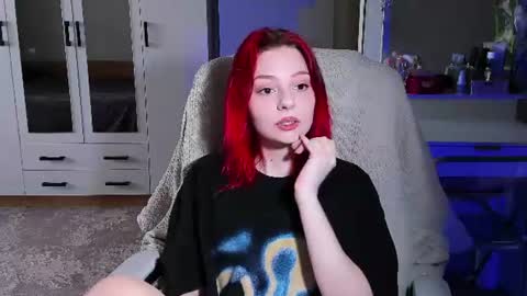 ellales online show from 06-12-26, 08:46