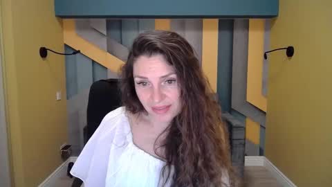 EllaLongs online show from 12-21-24, 12:49