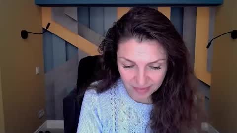 EllaLongs online show from 10-24-25, 11:39