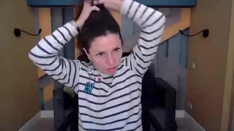 EllaLongs online show from 04-04-26, 11:29