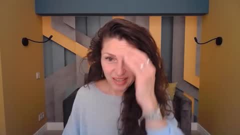 EllaLongs online show from 04-25-26, 11:24