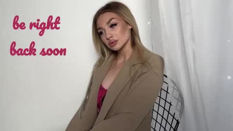 ellamilla online show from 04-01-26, 01:34