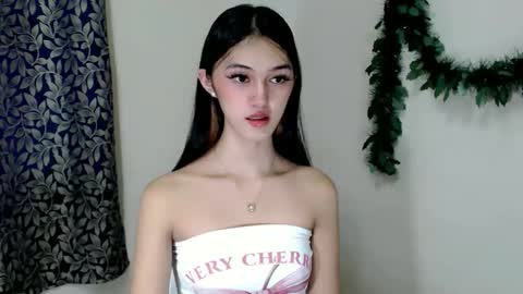 ELLA online show from 09-30-25, 10:15