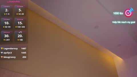 Snapshot of ellathorne chatting on 02-20-25, 01:46 EllaThorne online show from 02-20-25, 01:46