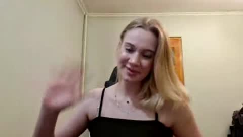 ellaygray online show from 07-28-26, 08:52