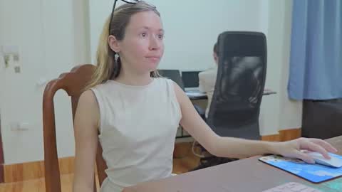 Snapshot of ellcrys chatting on 10-17-25, 11:18 im Elsa lets go Subscribe to my OF and Youtube -35 online show from 10-17-25, 11:18