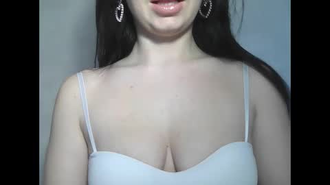 elle010843 online show from 02-10-25, 12:08