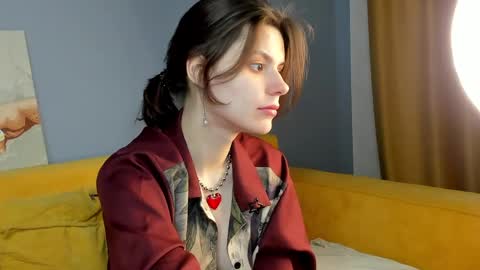 Snapshot of elle__driver chatting on 05-20-26, 01:23 elle__driver online show from 05-20-26, 01:23