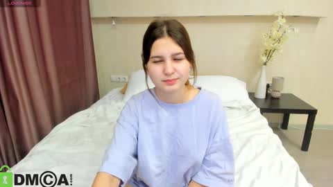 elle_ellise online show from 10-09-25, 01:14