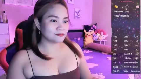 Snapshot of elleelle123 chatting on 05-05-26, 01:52 Ann online show from 05-05-26, 01:52