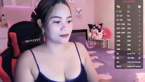 Snapshot of elleelle123 chatting on 05-27-26, 01:24 Ann online show from 05-27-26, 01:24