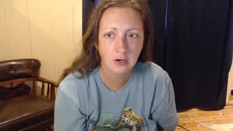 Snapshot of ellemermaid chatting on 09-23-25, 02:42 elle online show from 09-23-25, 02:42