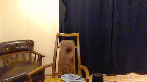 Snapshot of ellemermaid chatting on 09-30-25, 12:32 elle online show from 09-30-25, 12:32