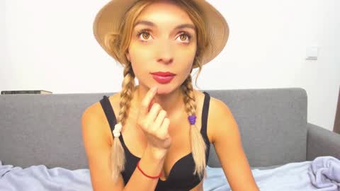 ellen_flow online show from 02-02-25, 11:21