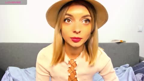 ellen_flow online show from 10-27-25, 09:19