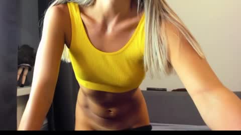 ellen_flow online show from 04-23-26, 06:43