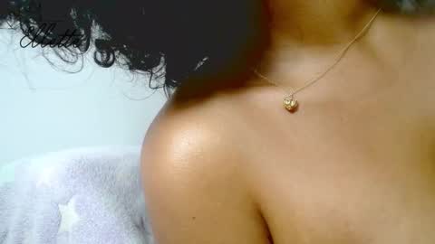 Snapshot of ellette_ chatting on 01-30-25, 11:02 princess online show from 01-30-25, 11:02