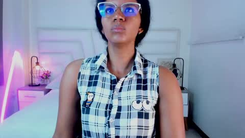 Snapshot of ellie_alves chatting on 01-31-25, 12:07 Ellie online show from 01-31-25, 12:07