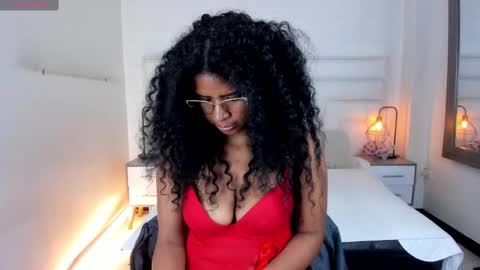 Snapshot of ellie_alves chatting on 02-14-25, 03:26 Ellie online show from 02-14-25, 03:26