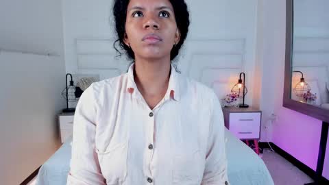 Snapshot of ellie_alves chatting on 02-19-25, 12:11 Ellie online show from 02-19-25, 12:11