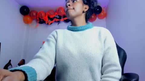 Snapshot of ellie_alves chatting on 11-05-25, 11:54 Ellie online show from 11-05-25, 11:54