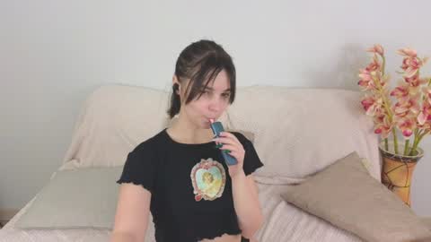 Ellie online show from 01-14-25, 08:41