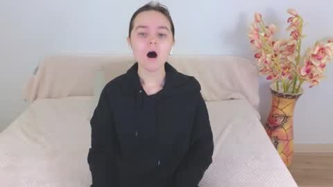 Ellie online show from 02-25-25, 09:09