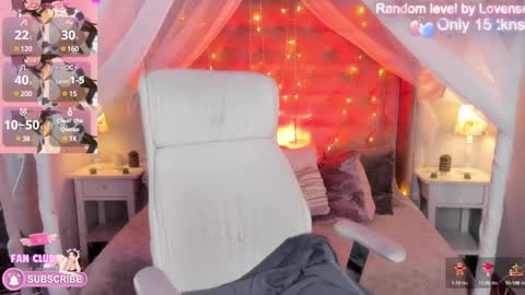 Snapshot of ellie_jhonson_ chatting on 01-11-25, 02:47  Ellie Jhonson  online show from 01-11-25, 02:47