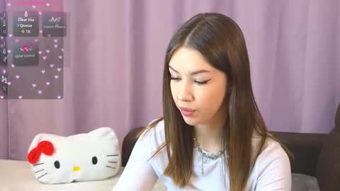 ellie online show from 12-04-25, 07:44